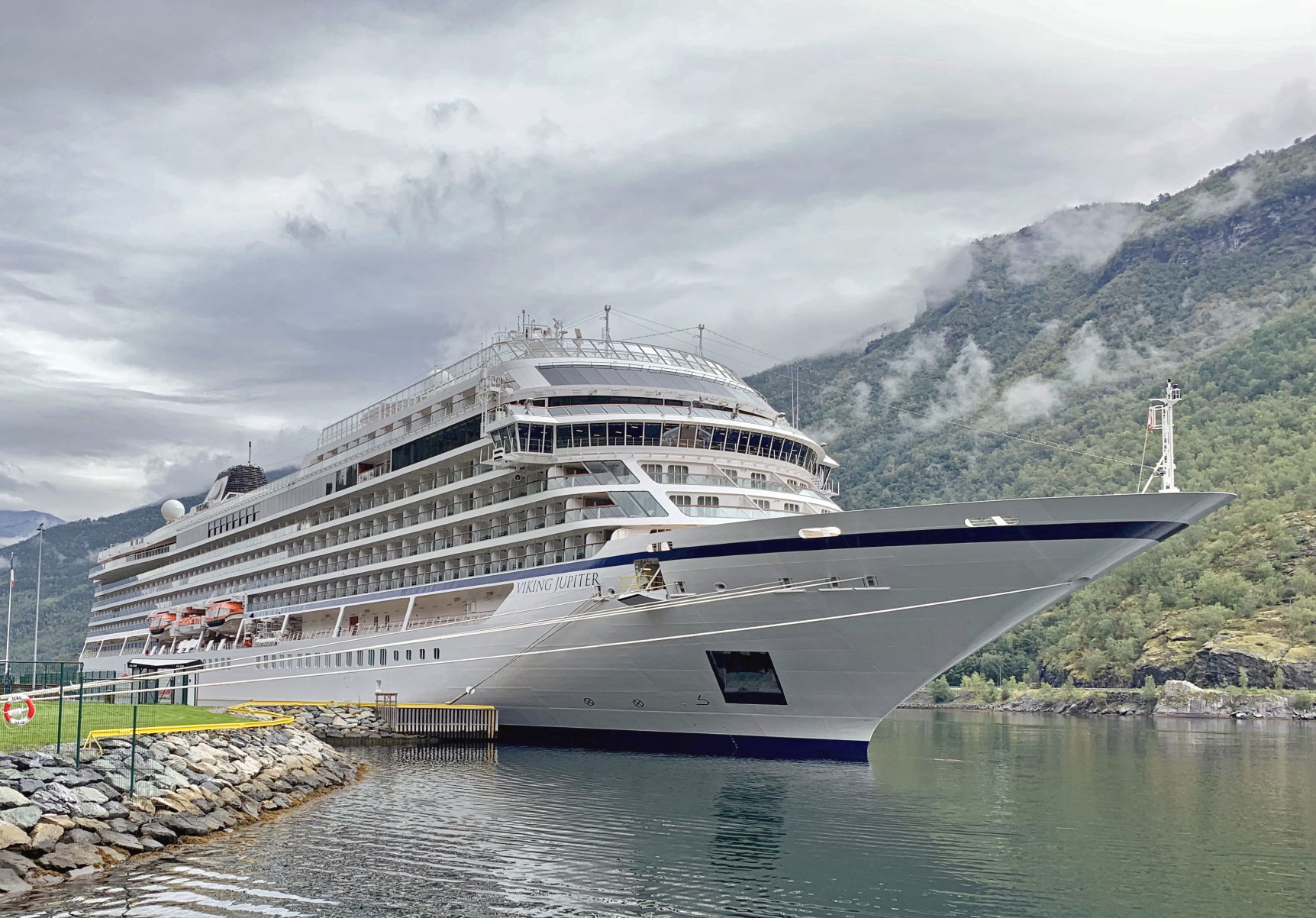 Viking Jupiter in Flam, Norway